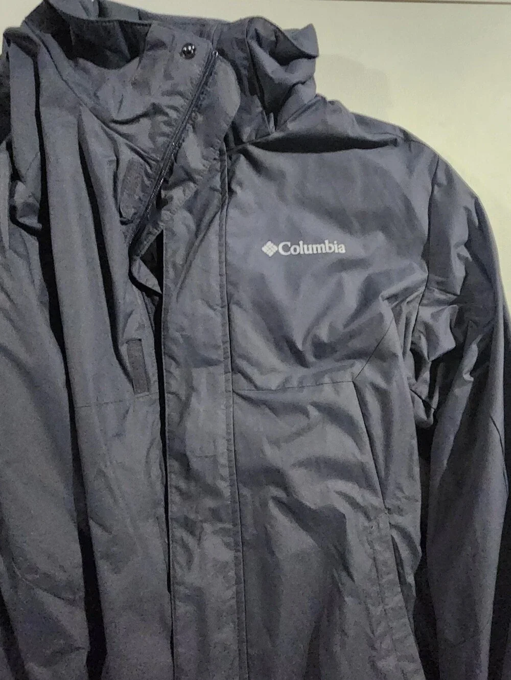 Columbia lightweight raincoat